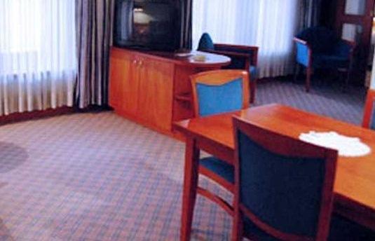 Hotel Tori Tbilisi Quarto foto